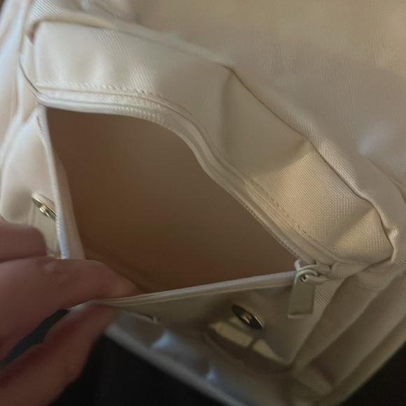 Worn Once Hershel Backpack - Picture 12 of 13